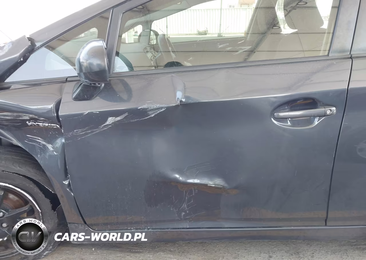 2013 Toyota Prius Three VIN:JTDKN3DU1D1673677 - 20