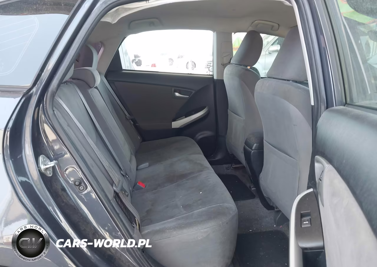 2013 Toyota Prius Three VIN:JTDKN3DU1D1673677 - 8