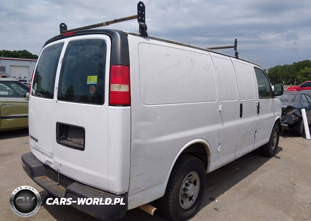 2009 Chevrolet Express 2500 Work Van VIN:1GCGG25C291128496 - 4