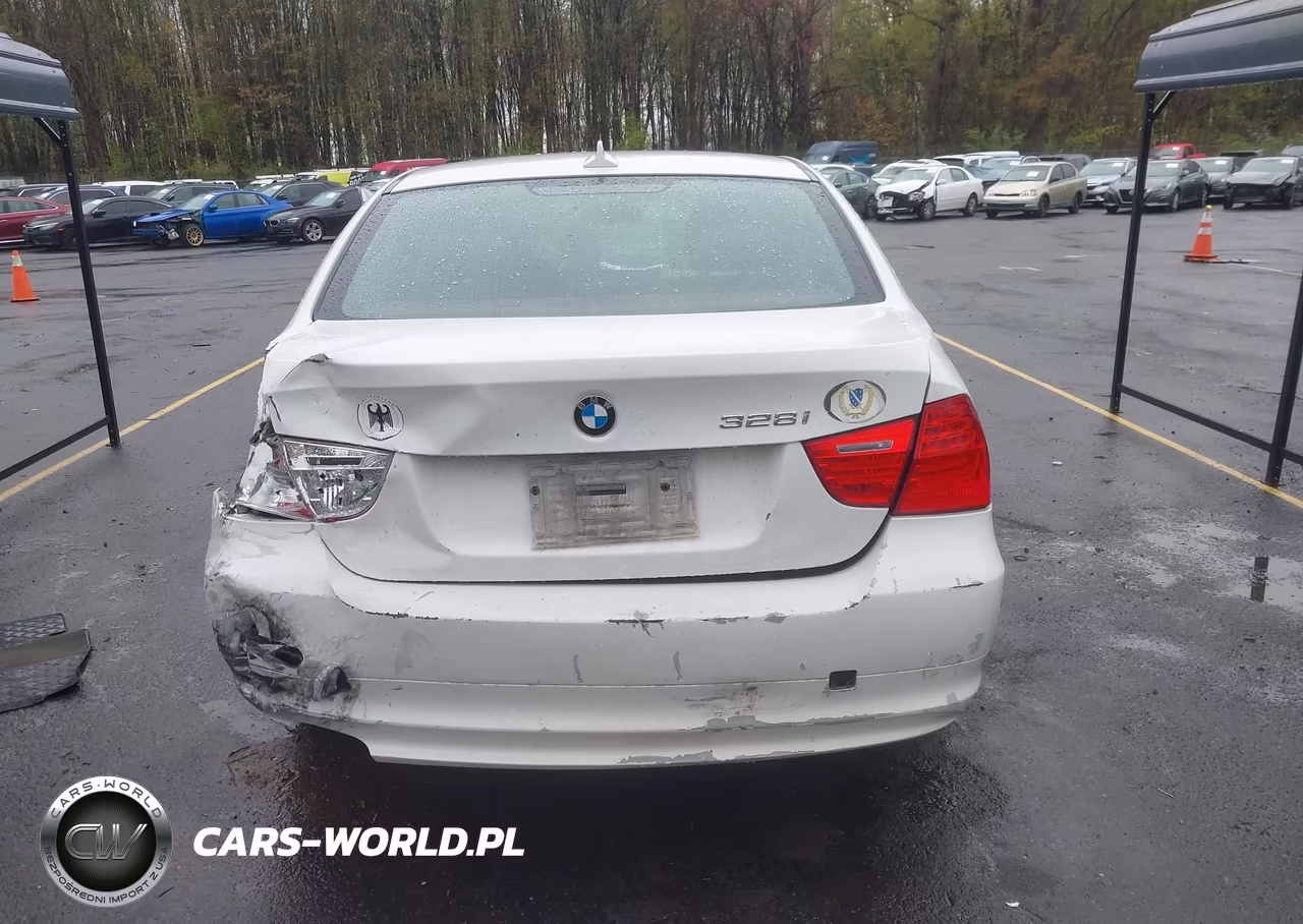 2011 BMW 328I xDrive VIN:WBAPK7C59BA972974 - 16