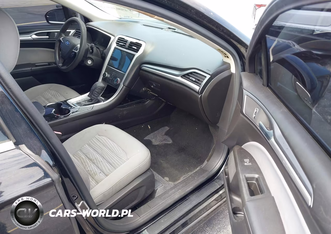 2016 Ford Fusion S VIN:3FA6P0G74GR337974 - 5
