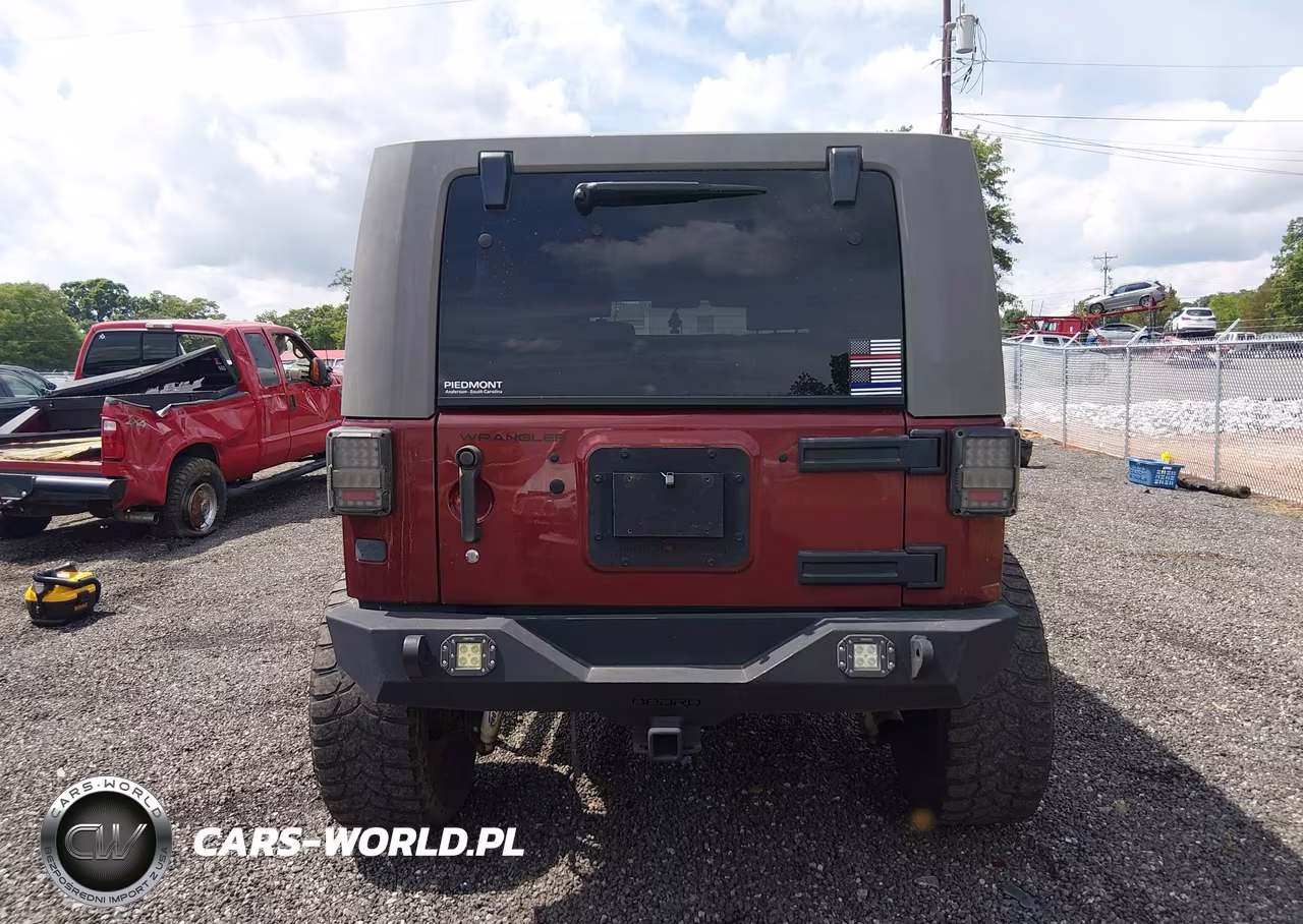 2008 Jeep Wrangler Unlimited Sahara VIN:1J8GA591X8L543198 - 16