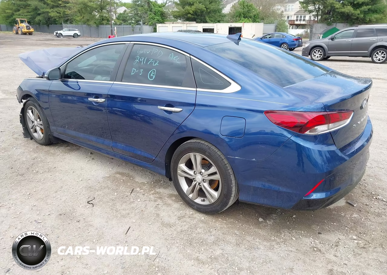 2019 Hyundai Sonata Limited VIN:5NPE34AFXKH732794 - 3