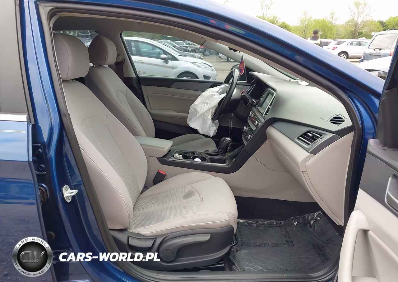 2019 Hyundai Sonata Limited VIN:5NPE34AFXKH732794 - 5