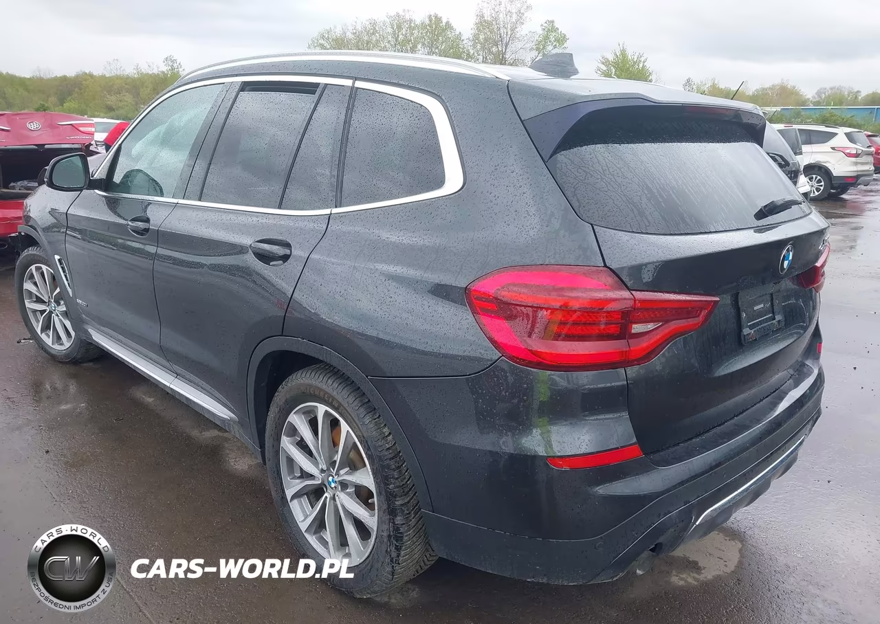 2018 BMW X3 xDrive30I VIN:5UXTR9C51JLD62824 - 3