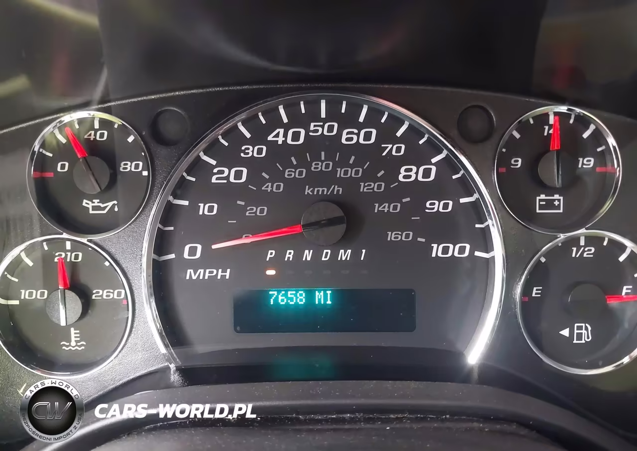 2015 Chevrolet Express Cutaway 3500 VIN:1GB3G2CG7F1108765 - 14