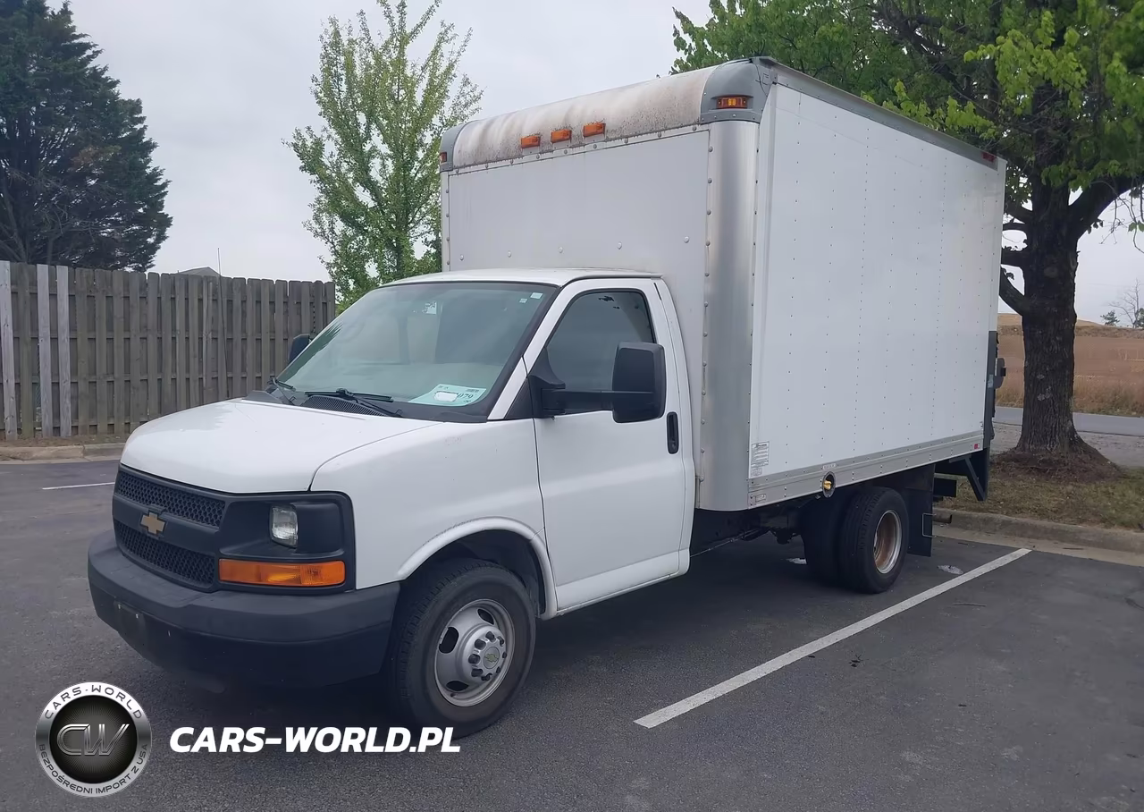 2015 Chevrolet Express Cutaway 3500 VIN:1GB3G2CG7F1108765 - 2