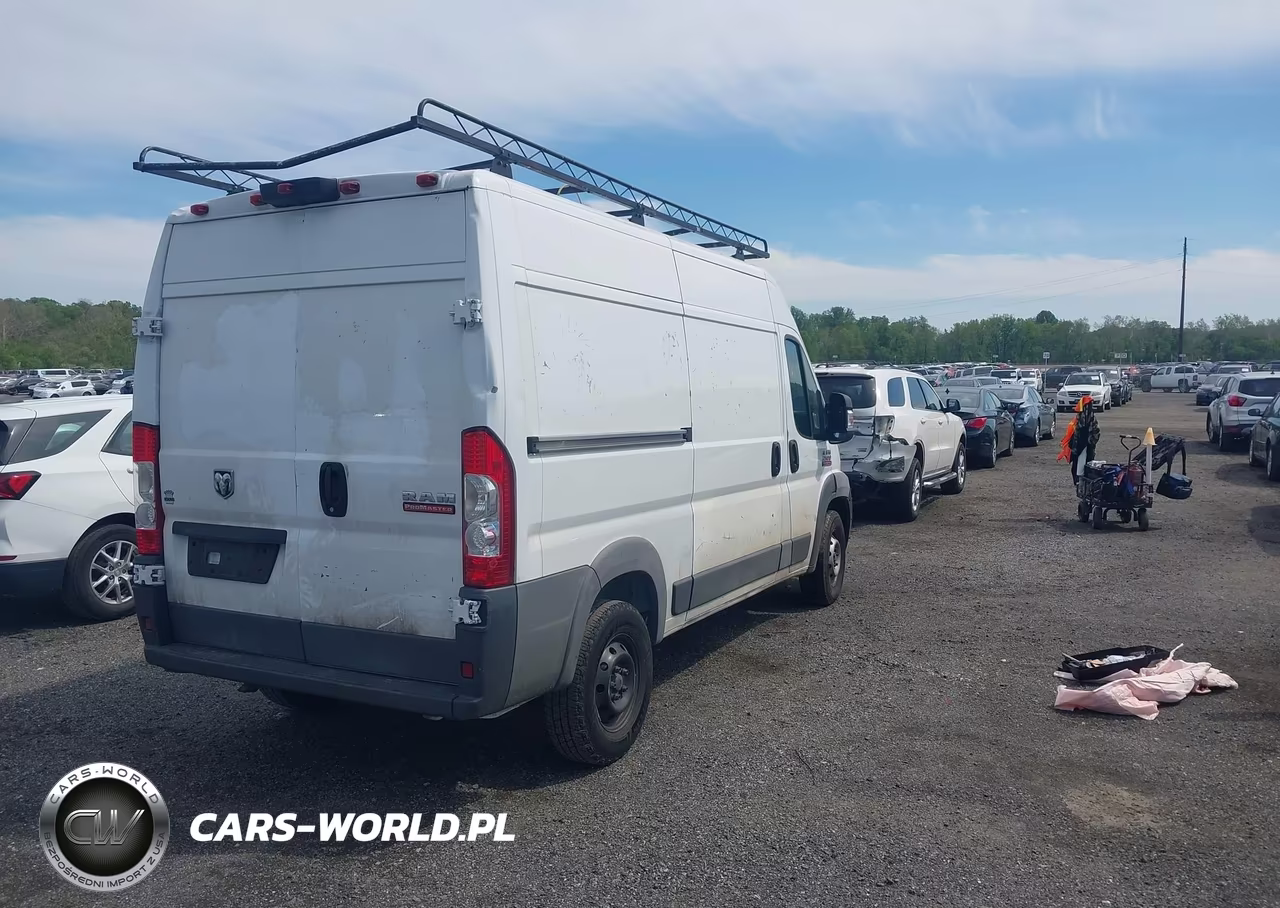 2018 Ram Promaster 2500 High Roof 136 Wb VIN:3C6TRVCG8JE138815 - 4