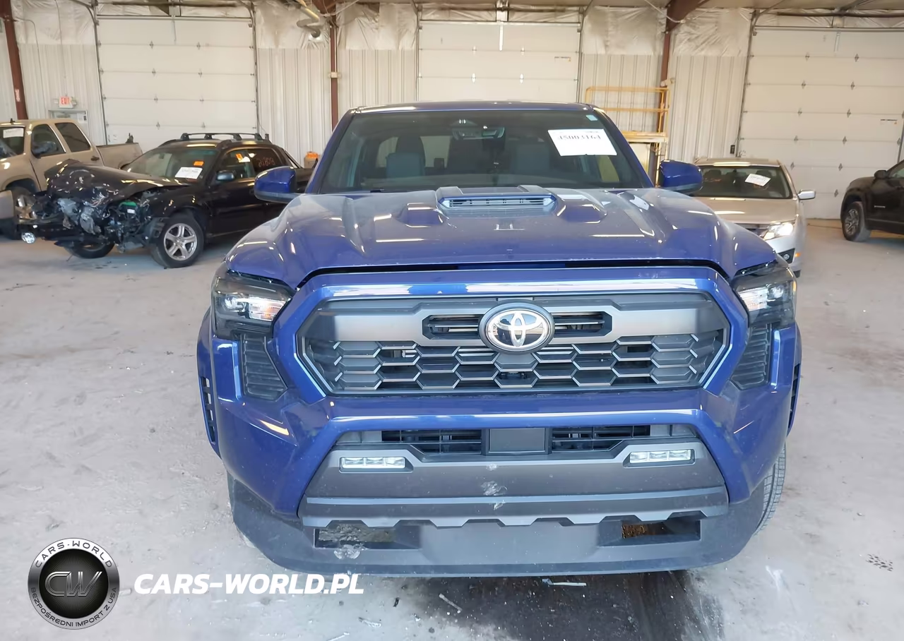 2025 Toyota Tacoma Trd Sport VIN:3TMLB5JN3SM153695 - 12