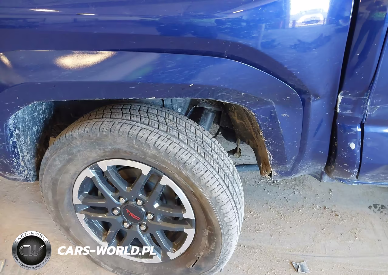 2025 Toyota Tacoma Trd Sport VIN:3TMLB5JN3SM153695 - 6