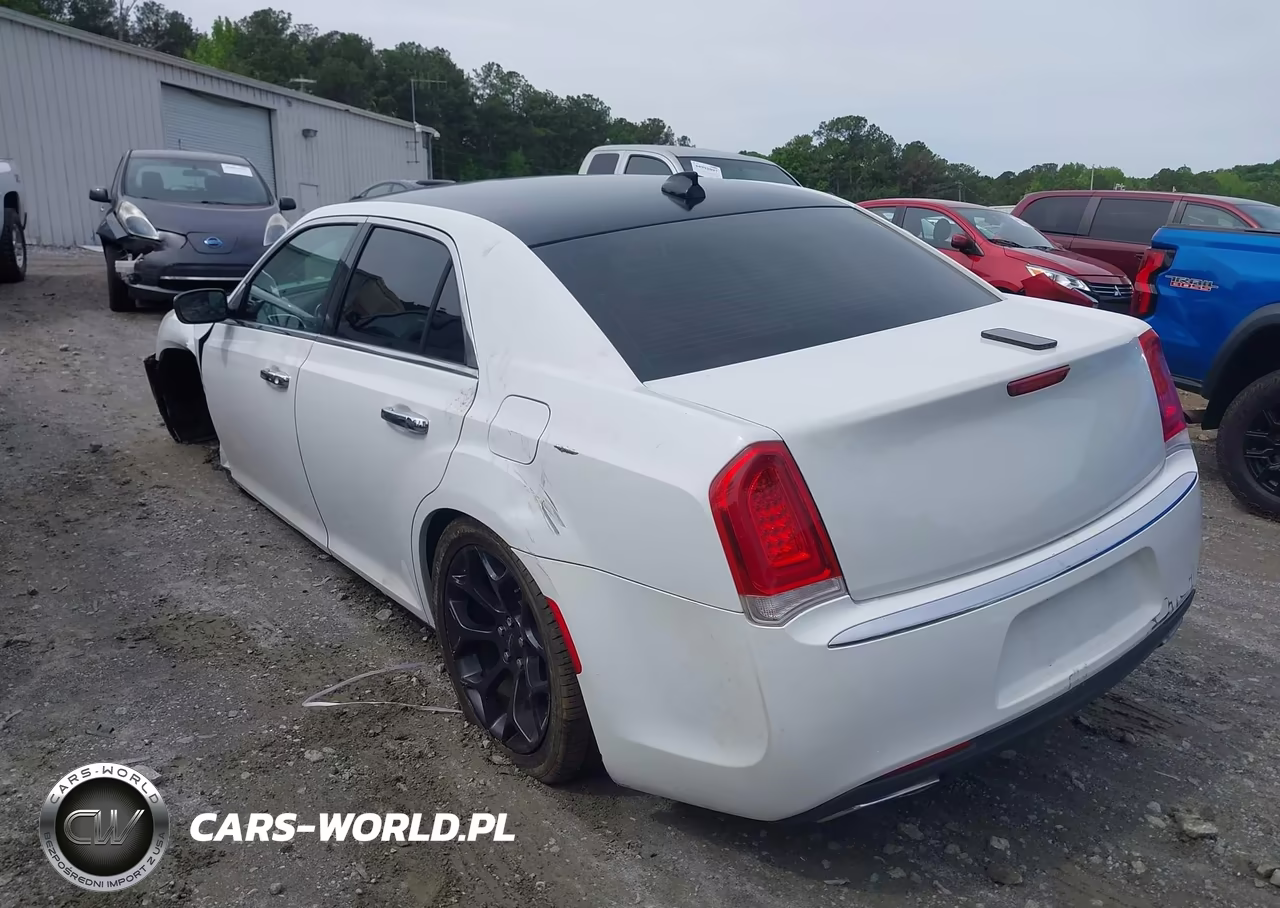 2016 Chrysler 300 Limited VIN:2C3CCAAG1GH207934 - 3