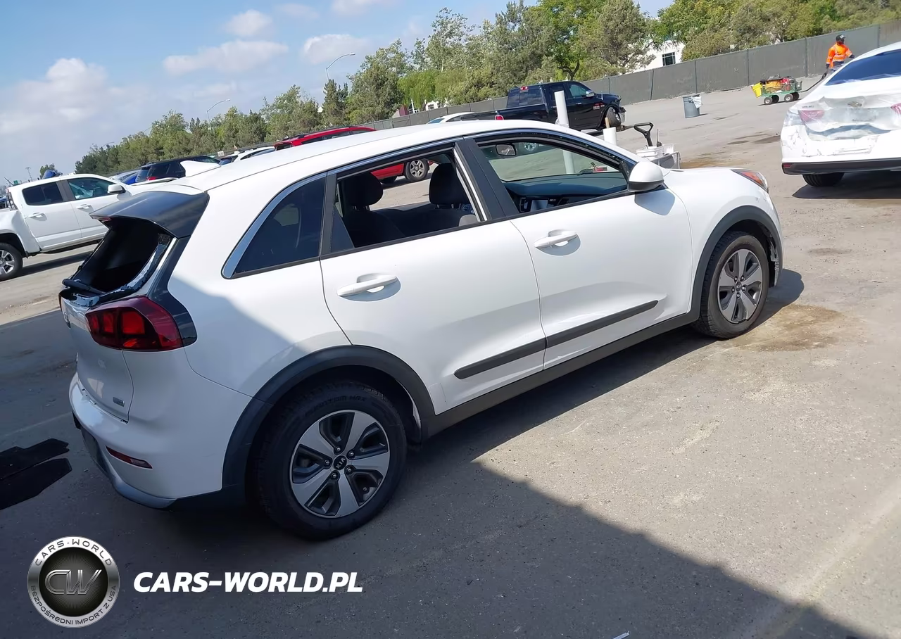 2017 Kia Niro Fe VIN:KNDCB3LC8H5078779 - 4