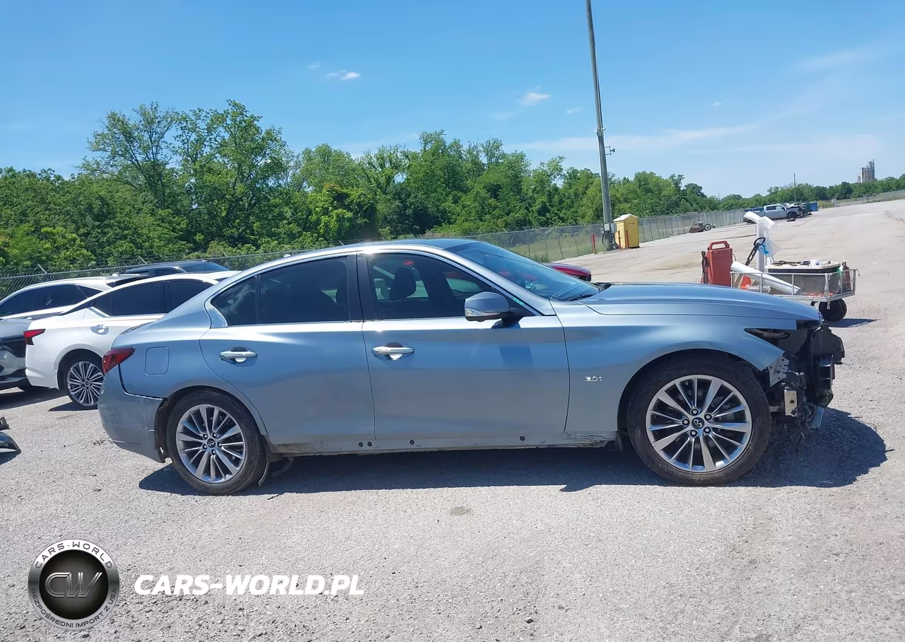 2018 Infiniti Q50 3.0T Luxe VIN:JN1EV7AP9JM359128 - 14