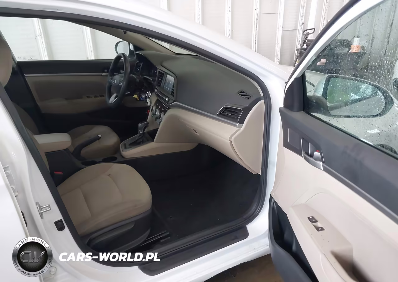 2019 Hyundai Elantra Sel VIN:5NPD84LF1KH423614 - 5