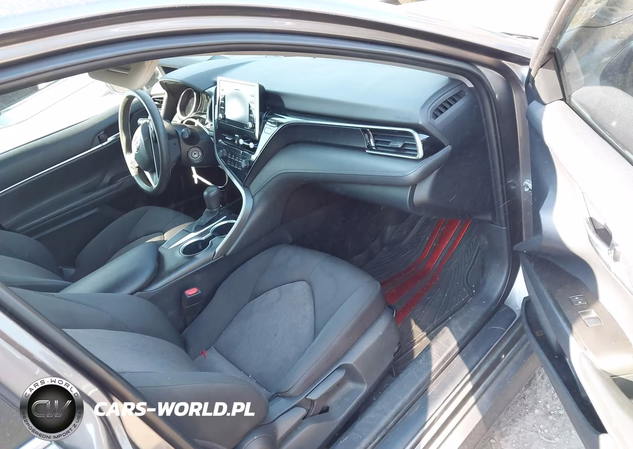 2021 Toyota Camry Le VIN:4T1C11AK6MU422042 - 5