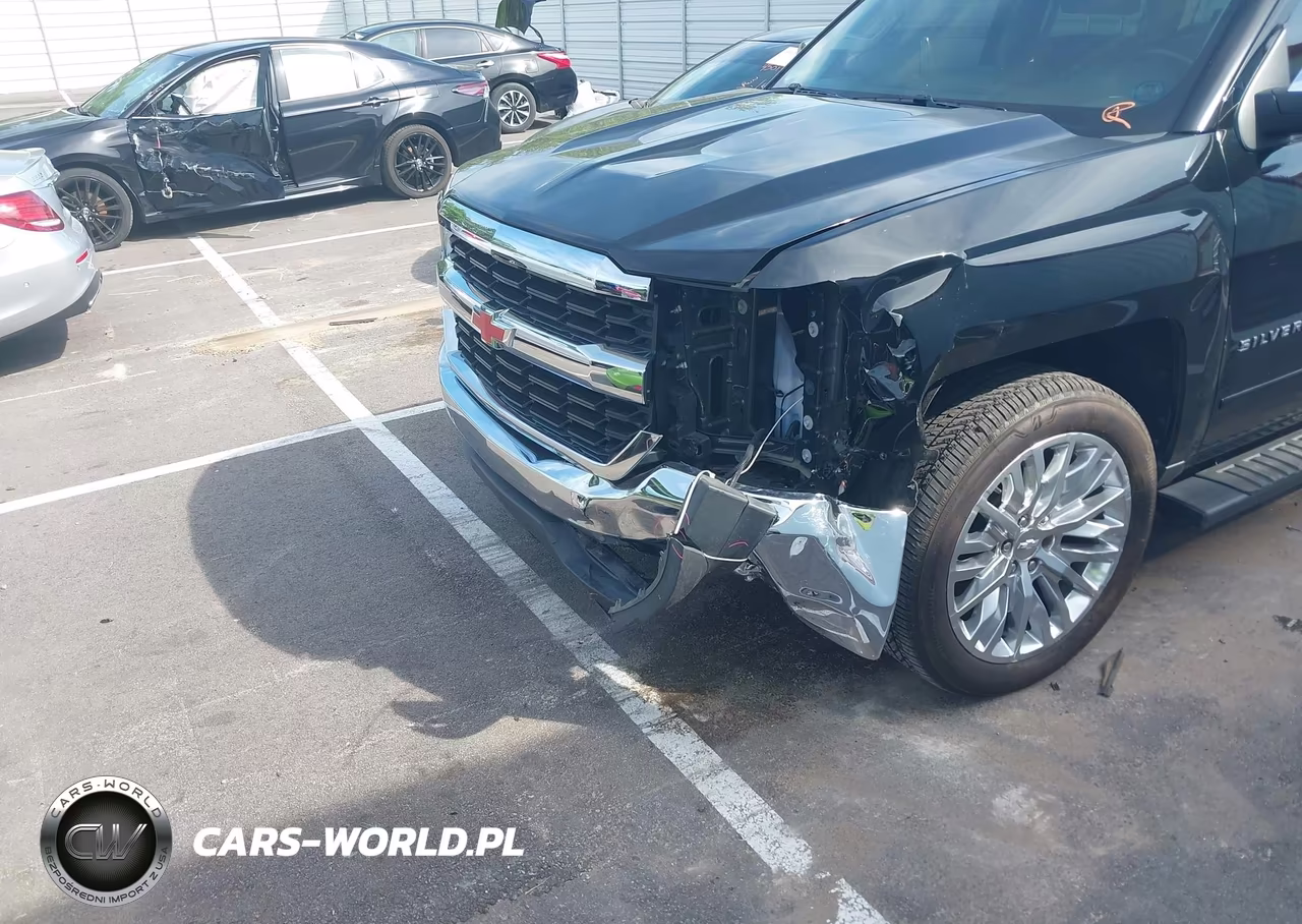 2018 Chevrolet Silverado 1500 1Lt VIN:3GCPCREC4JG257057 - 19