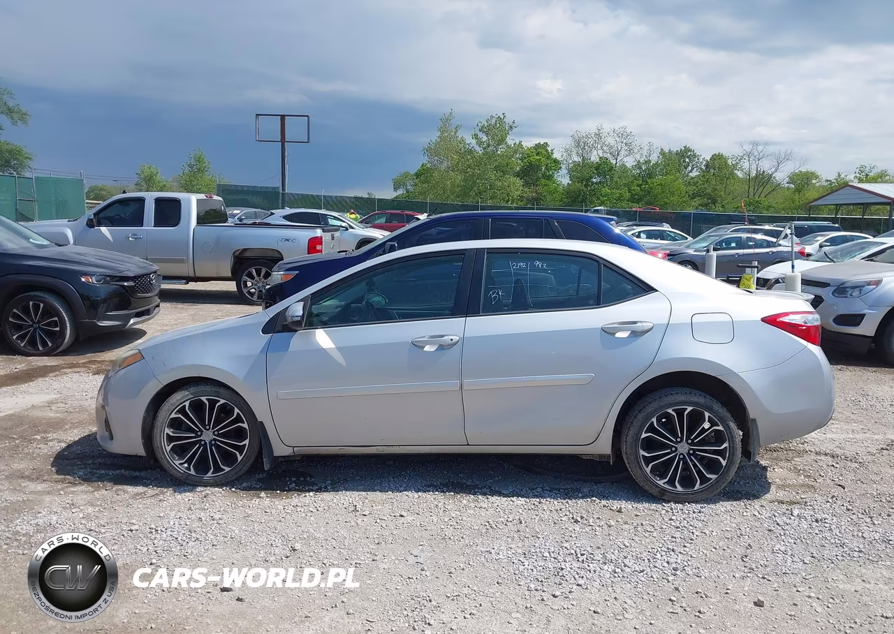 2016 Toyota Corolla S Plus VIN:5YFBURHE6GP526876 - 15