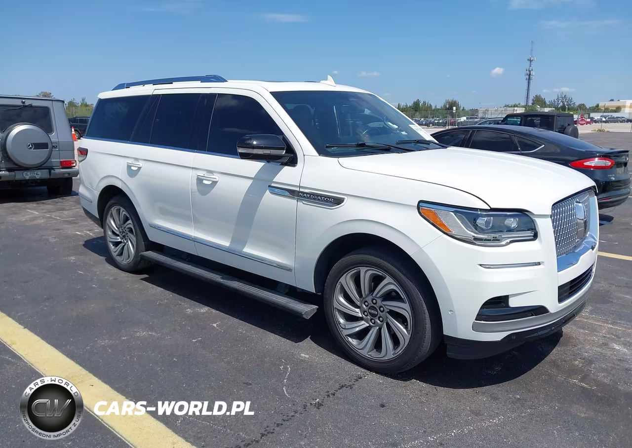 2023 Lincoln Navigator Reserve – zdjęcie 1 z 16