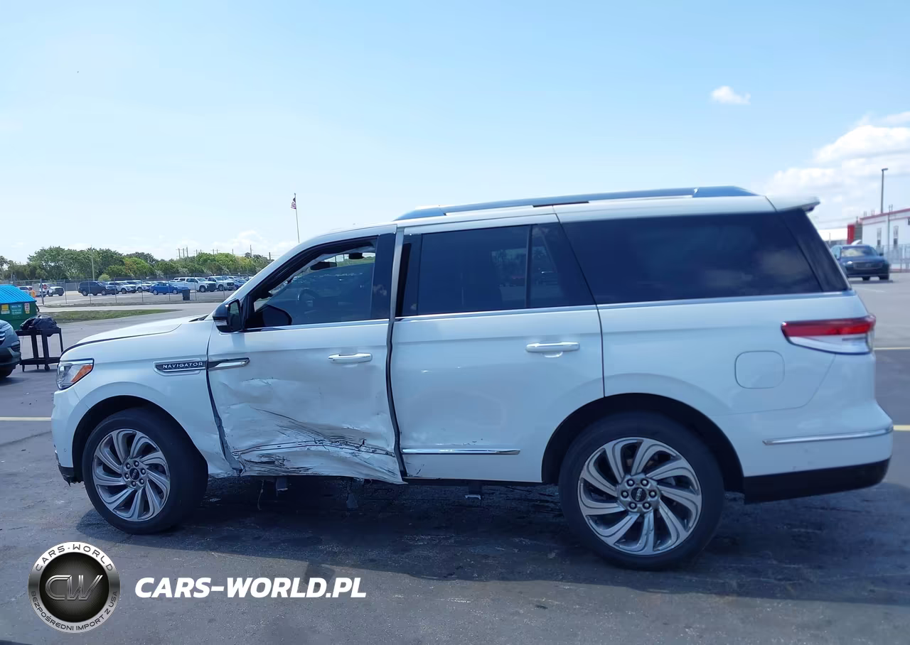 2023 Lincoln Navigator Reserve VIN:5LMJJ2KG8PEL01726 - 14