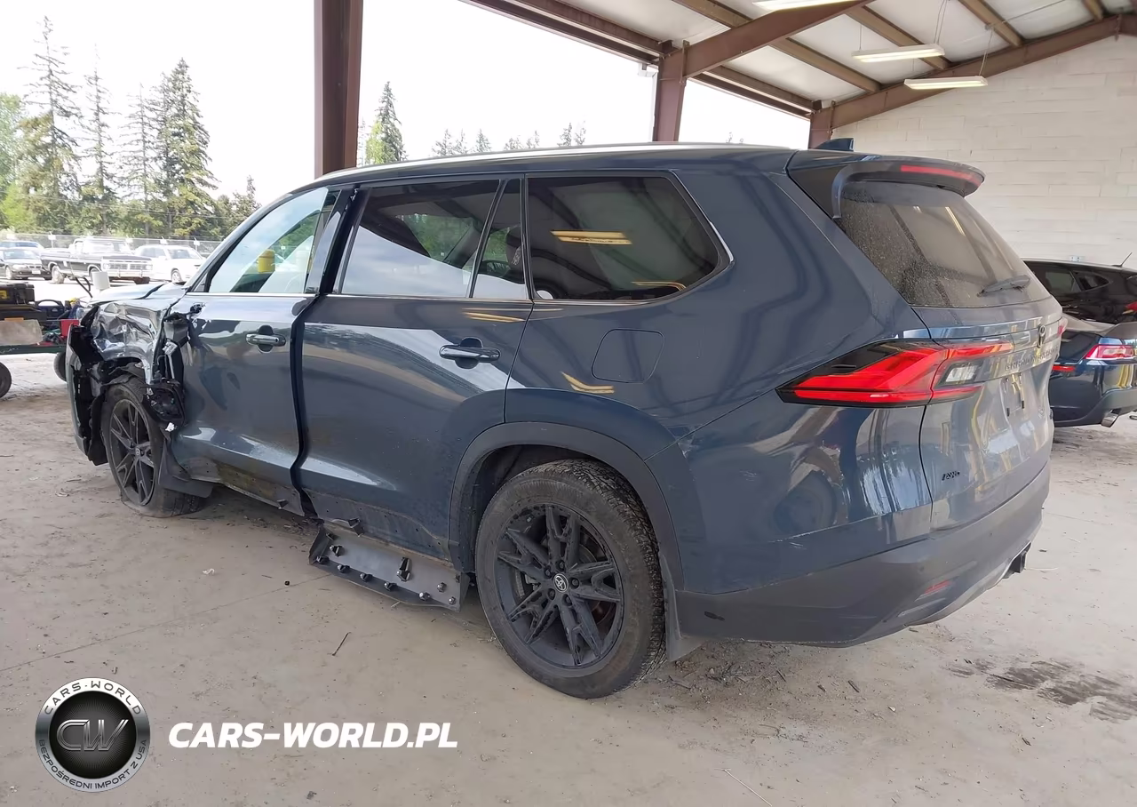 2024 Toyota Grand Highlander Limited VIN:5TDAAAB58RS012844 - 3