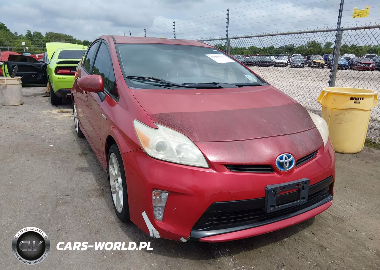 2014 Toyota Prius Three