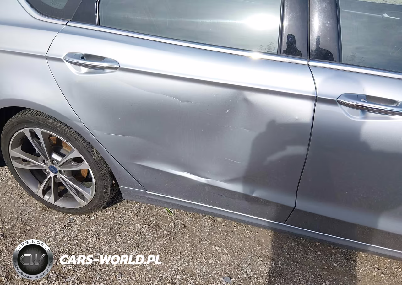 2020 Ford Fusion Titanium VIN:3FA6P0D90LR118171 - 18