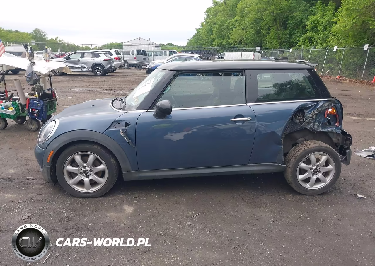 2010 Mini Cooper S VIN:WMWMF7C59ATW89601 - 14