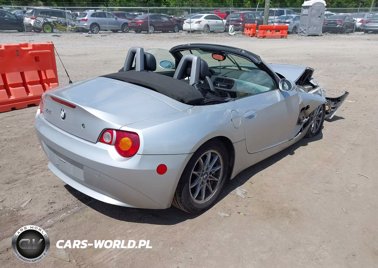 2003 BMW Z4 2.5I VIN:4USBT33453LR64610 - 4
