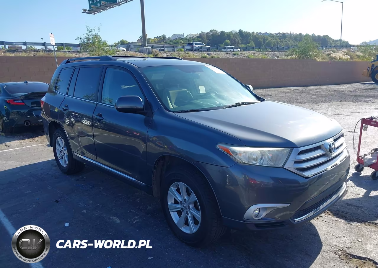 2012 Toyota Highlander Base V6
