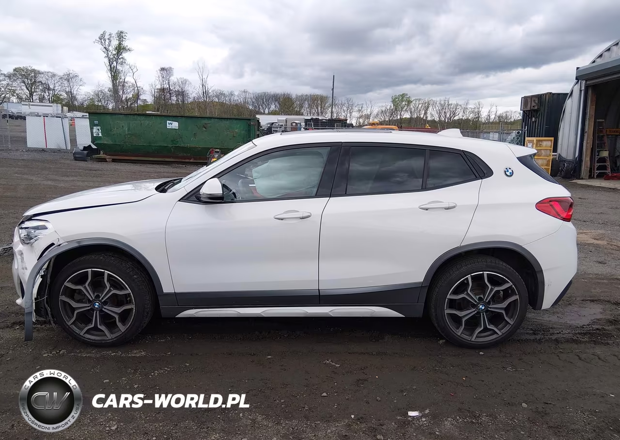 2018 BMW X2 xDrive28I VIN:WBXYJ5C35JEF81816 - 14