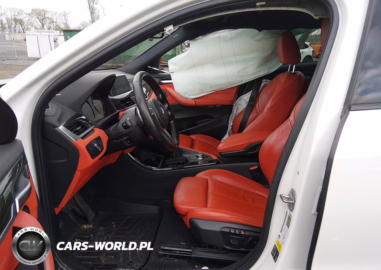 2018 BMW X2 xDrive28I VIN:WBXYJ5C35JEF81816 - 5