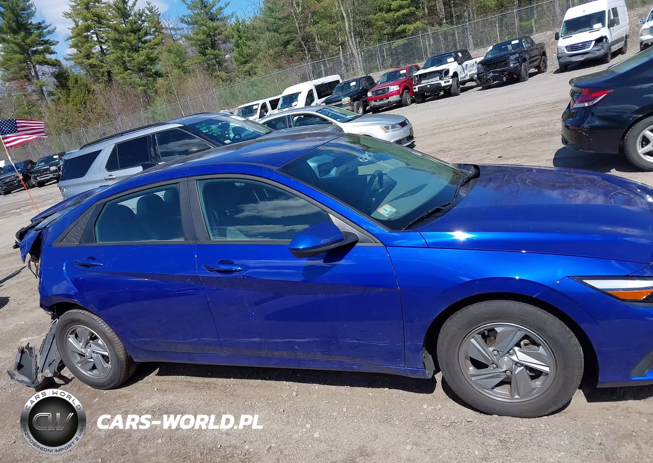 2024 Hyundai Elantra Se VIN:KMHLL4DG3RU660263 - 13