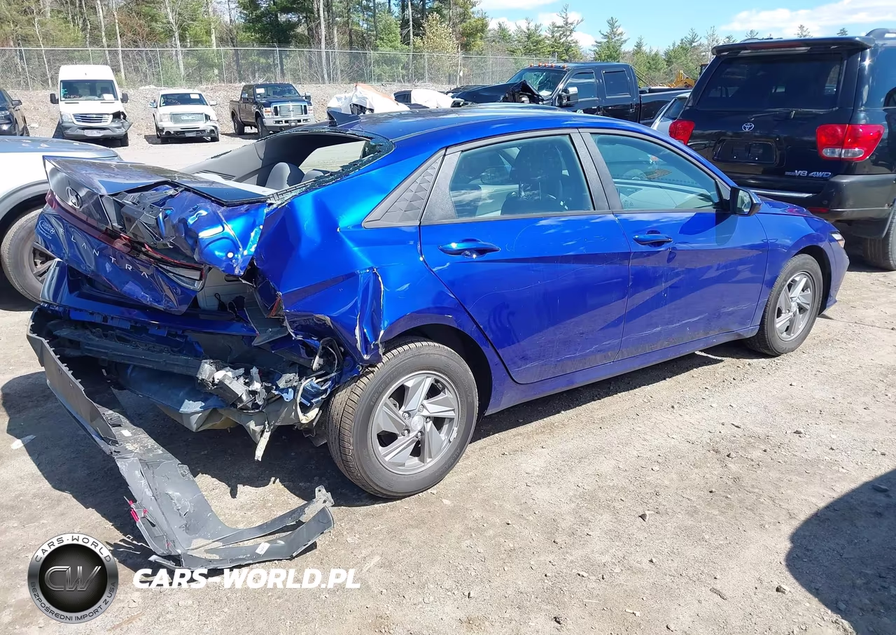 2024 Hyundai Elantra Se VIN:KMHLL4DG3RU660263 - 4