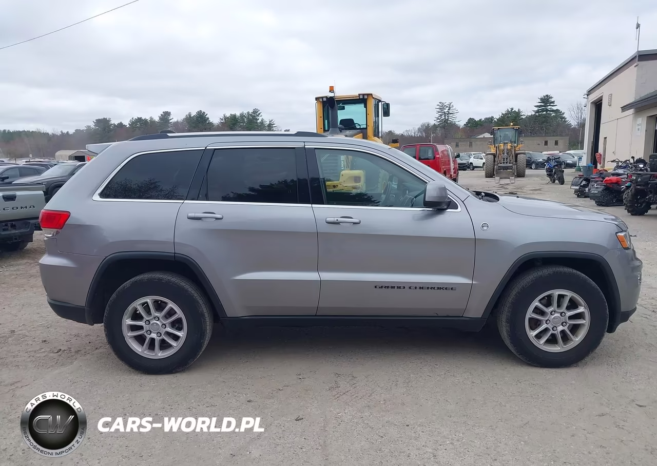 2019 Jeep Grand Cherokee Laredo E 4X4 VIN:1C4RJFAG4KC544604 - 15
