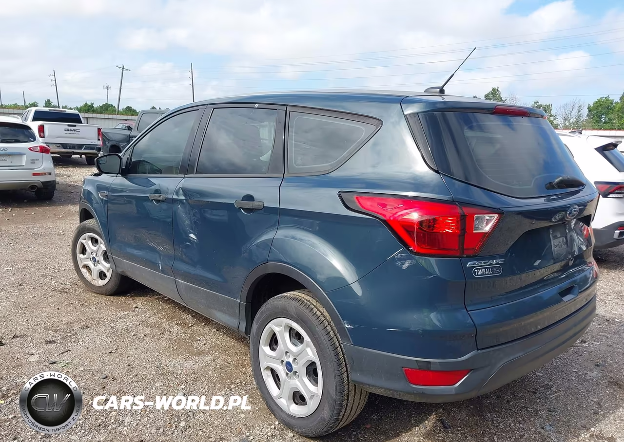 2019 Ford Escape S VIN:1FMCU0F79KUC25417 - 3