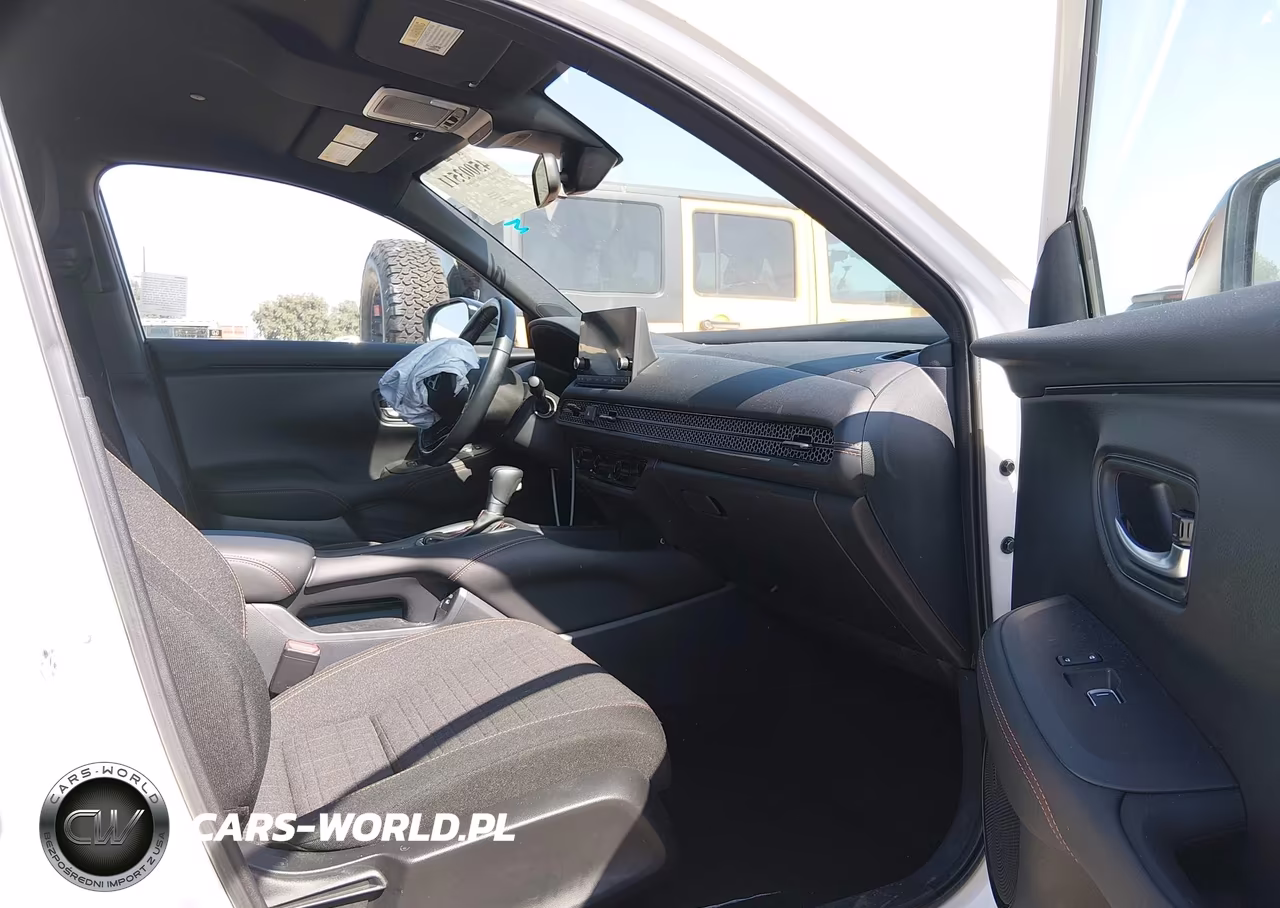 2025 Honda Hr-V 2Wd Sport VIN:3CZRZ1H51SM721411 - 5