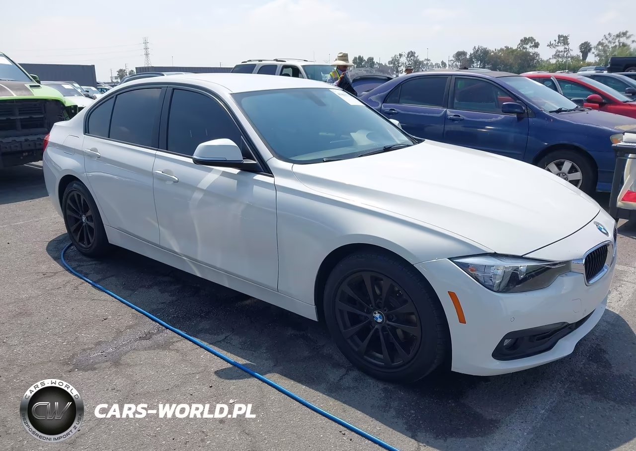 2016 BMW 320I – zdjęcie 1 z 11