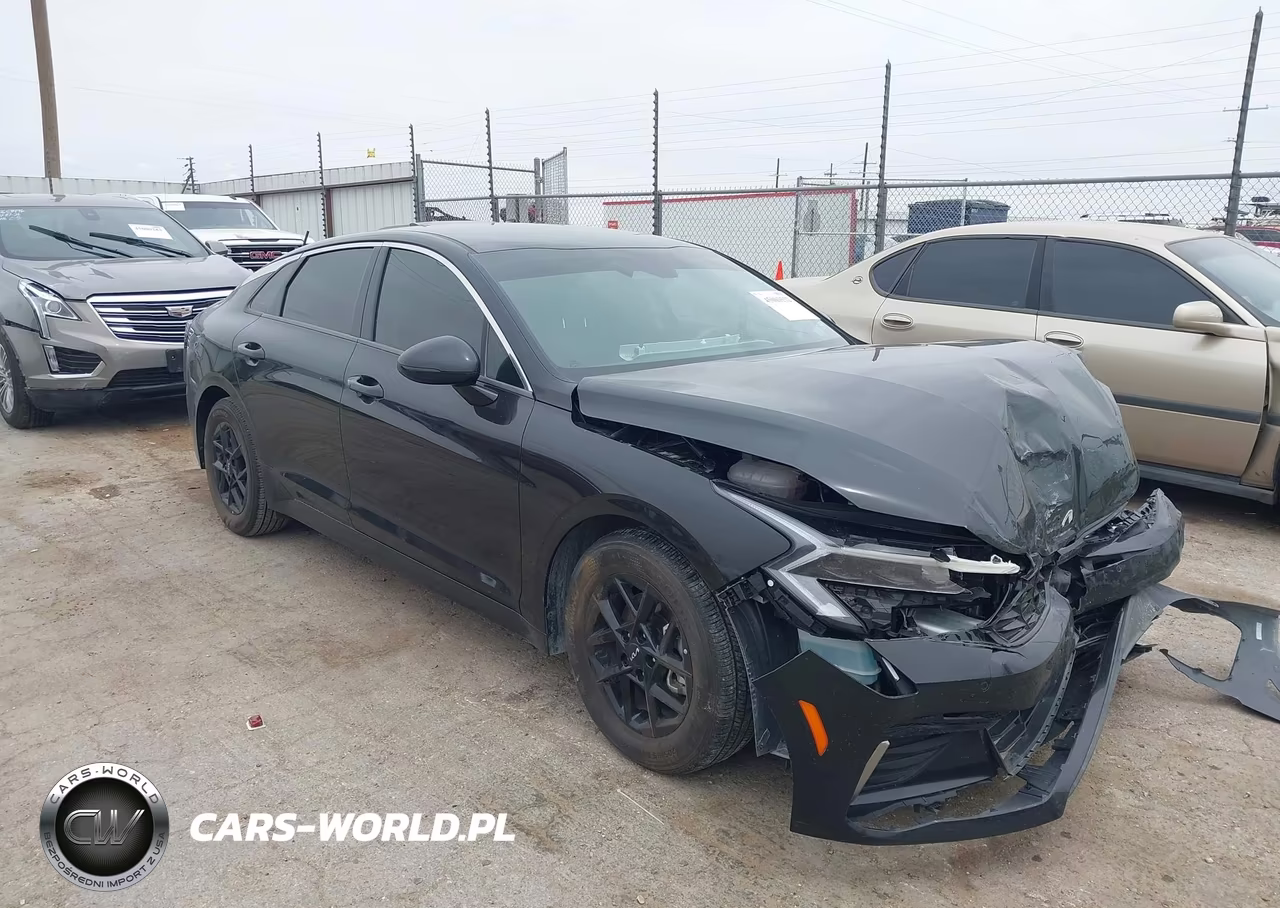 2025 Kia K5 Lxs VIN:KNAG24J71S5321656 - 1