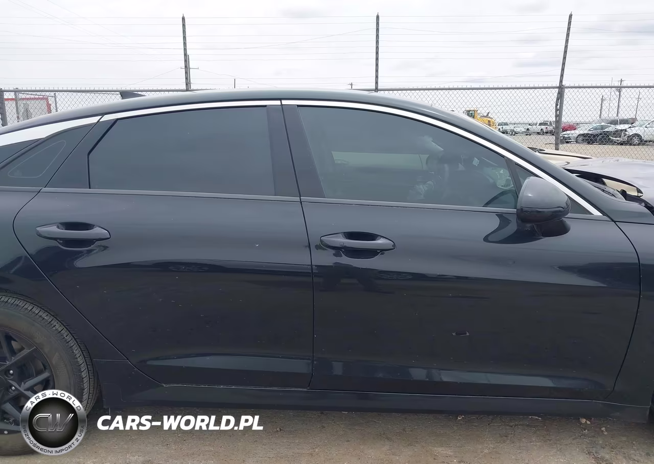 2025 Kia K5 Lxs VIN:KNAG24J71S5321656 - 13
