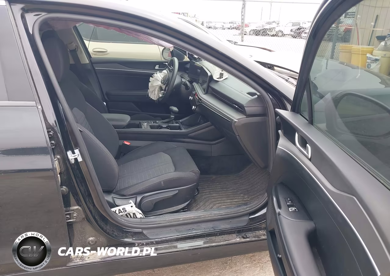 2025 Kia K5 Lxs VIN:KNAG24J71S5321656 - 5