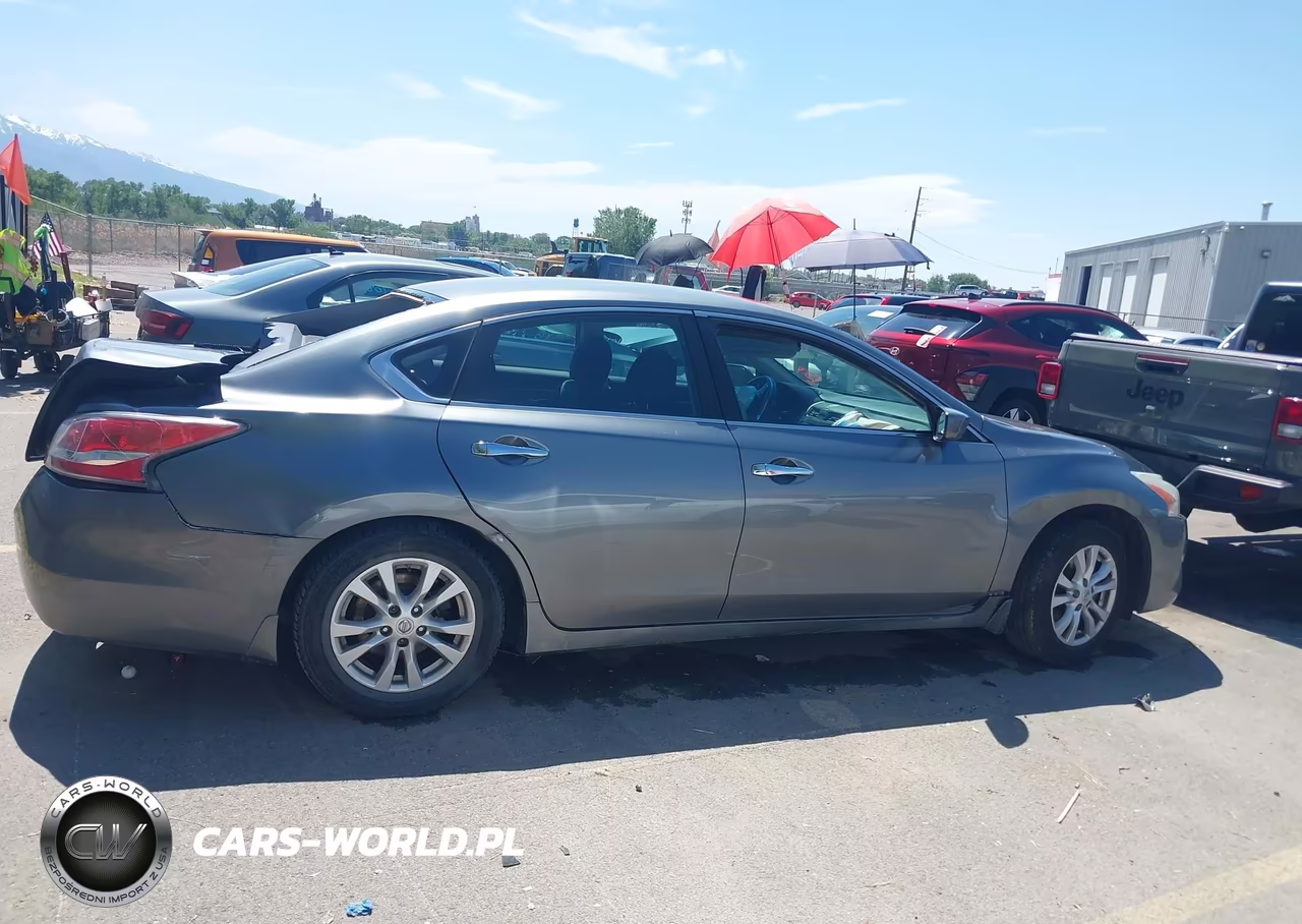2014 Nissan Altima 2.5 S VIN:1N4AL3APXEC429084 - 14
