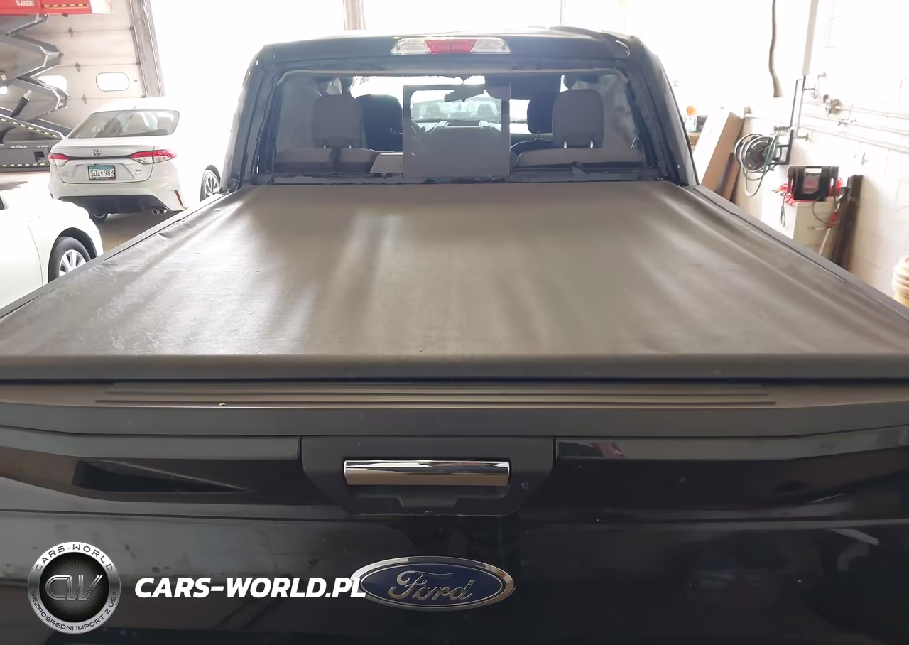 2020 Ford F-150 Xlt VIN:1FTEW1E40LFB15818 - 16
