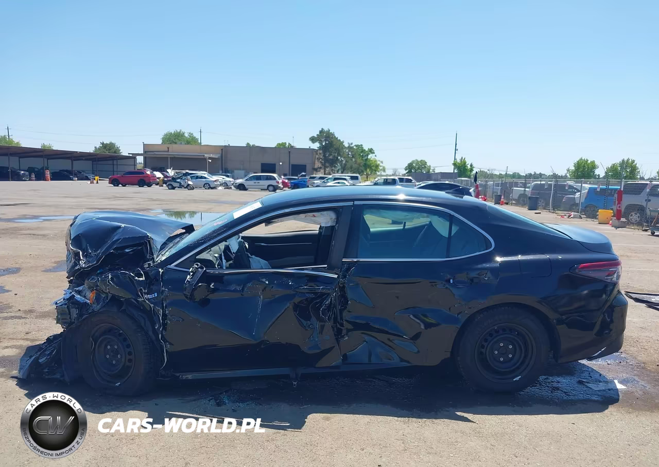 2021 Toyota Camry Le Hybrid VIN:4T1C31AK3MU032297 - 14