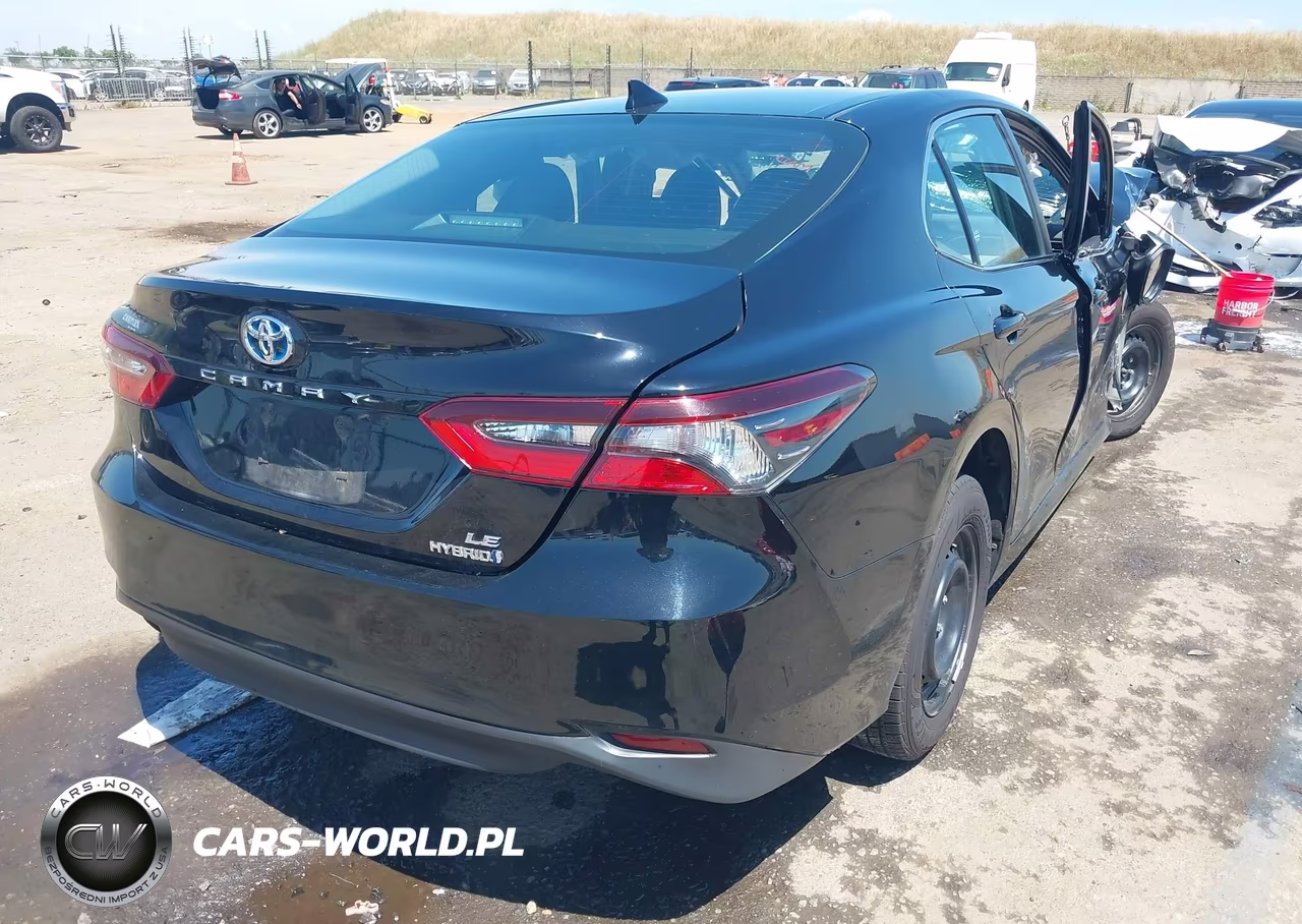 2021 Toyota Camry Le Hybrid VIN:4T1C31AK3MU032297 - 4
