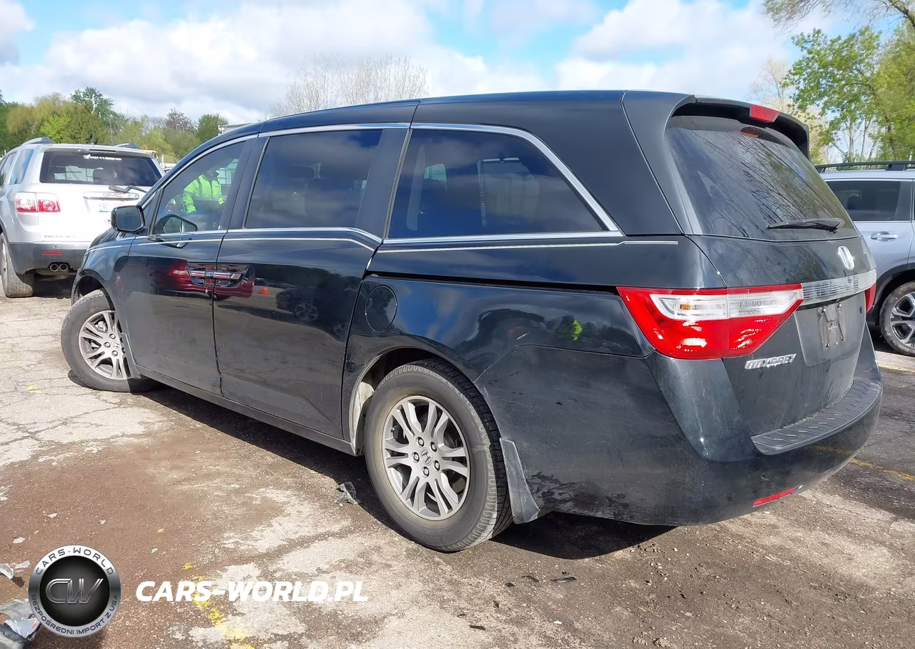 2013 Honda Odyssey Ex-L VIN:5FNRL5H67DB057338 - 3