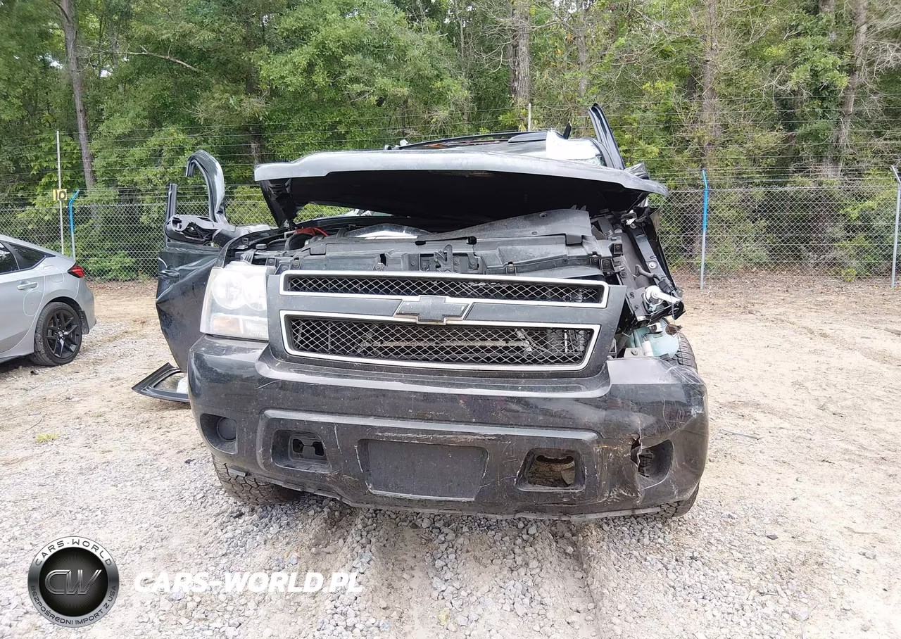 2011 Chevrolet Tahoe Ls VIN:1GNSCAE07BR159103 - 12