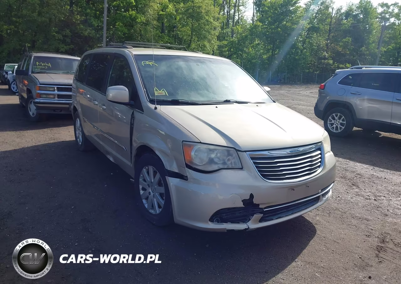 2015 Chrysler Town & Country Touring