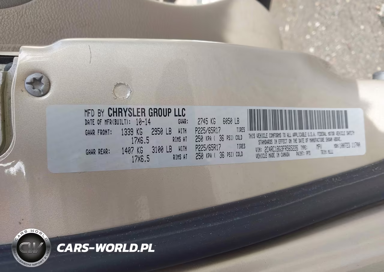 2015 Chrysler Town & Country Touring VIN:2C4RC1BG3FR565226 - 9