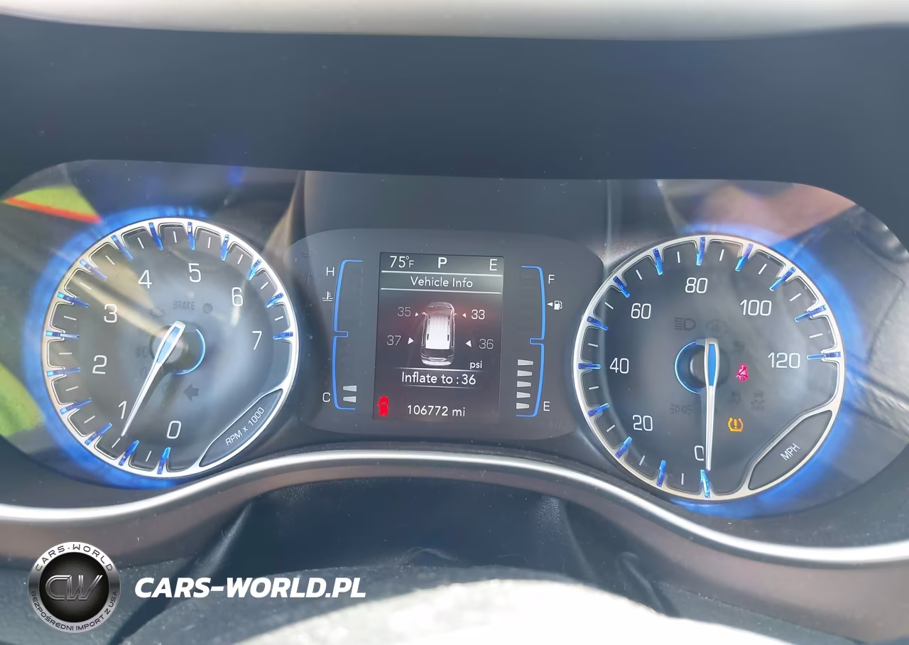 2019 Chrysler Pacifica Touring Plus VIN:2C4RC1FG1KR613987 - 7
