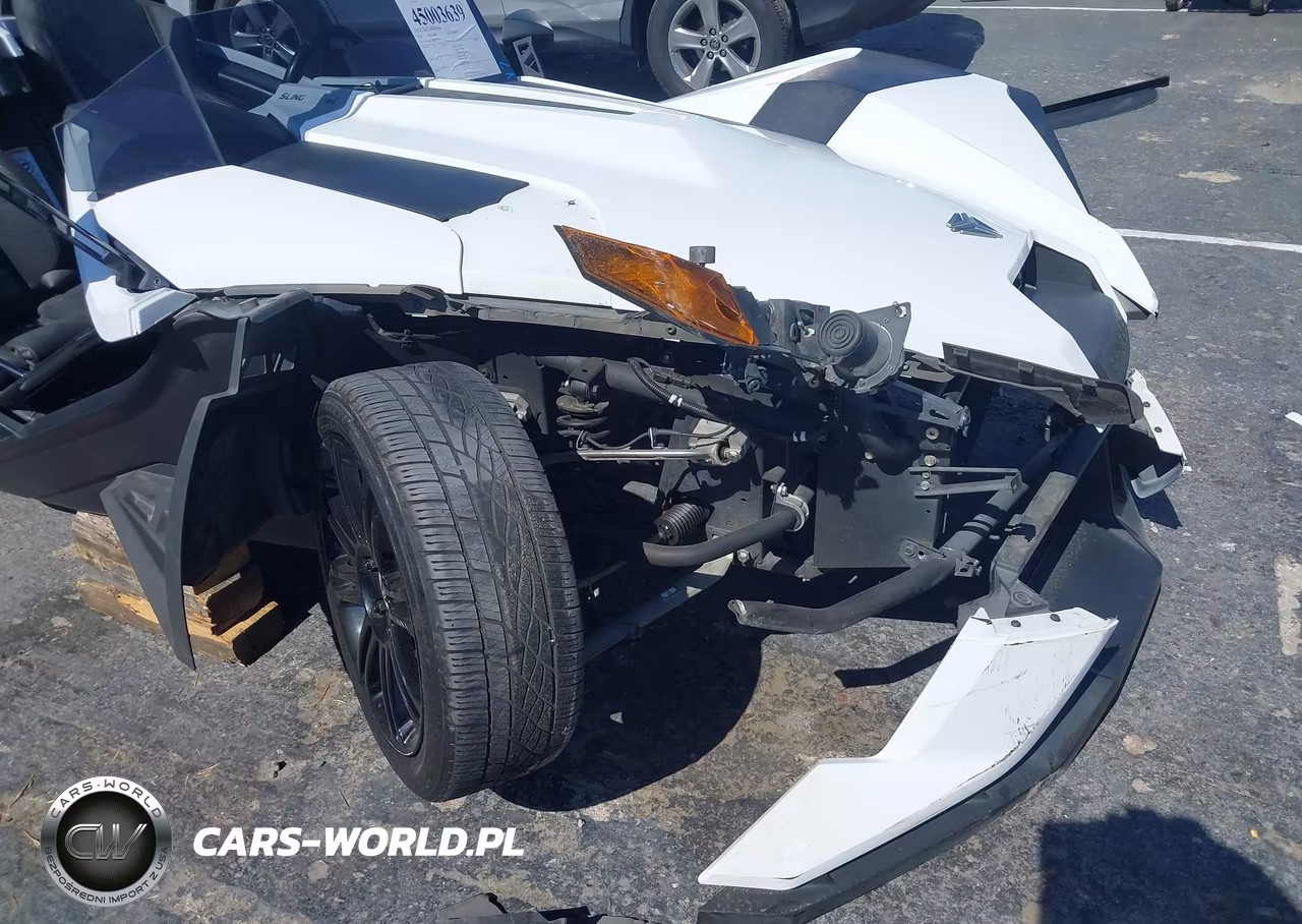 2019 Polaris Slingshot VIN:57XAASFA9K8135731 - 15